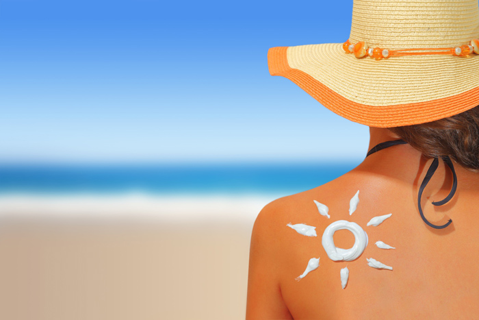 帽子や日傘の色で違いはある？より効果的な日焼け防止方法
